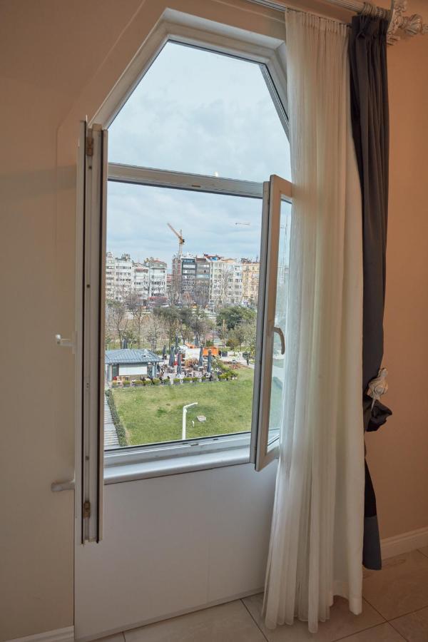 Apartament Great View Of Taksim Square, Luxury Furnished On Main Street Of Taksim, Partial Sea View Stambuł Zewnętrze zdjęcie